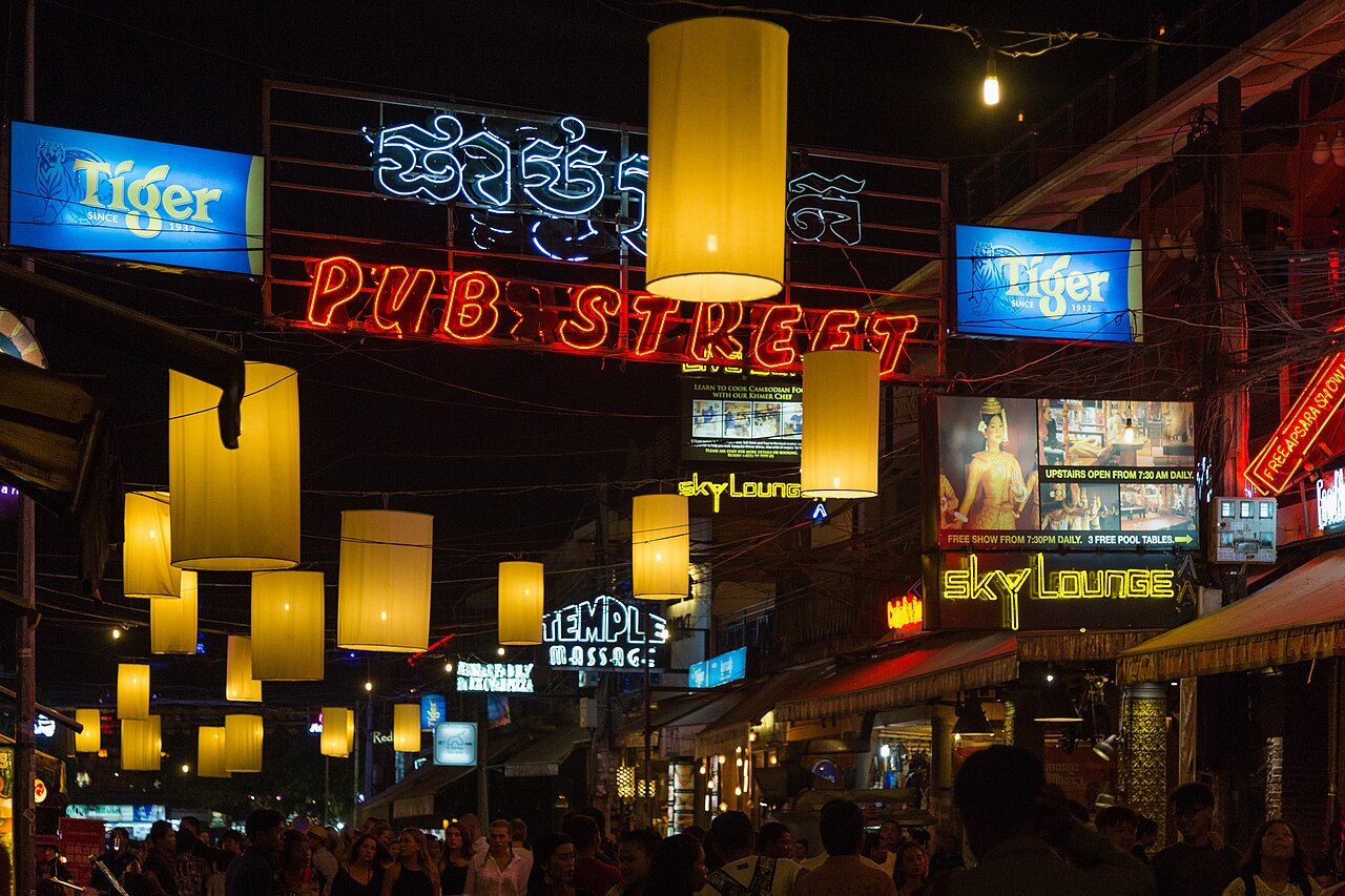 Pub Street, first Siem Reap night